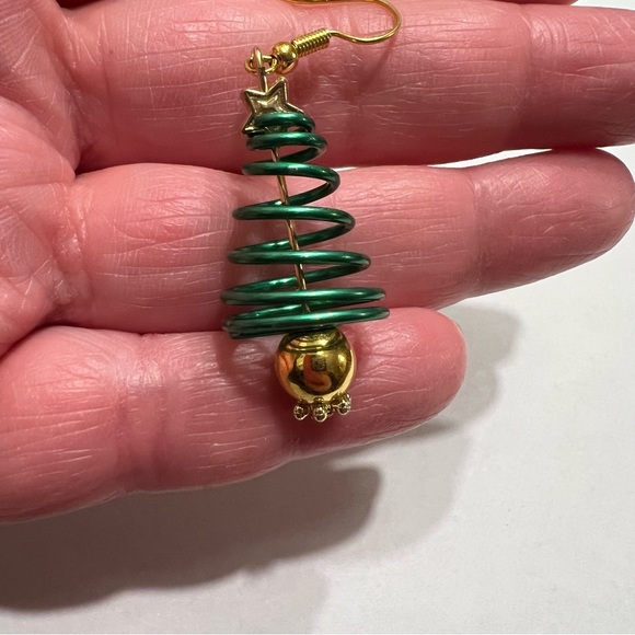 Christmas Tree Earrings - Picture 6 of 7
